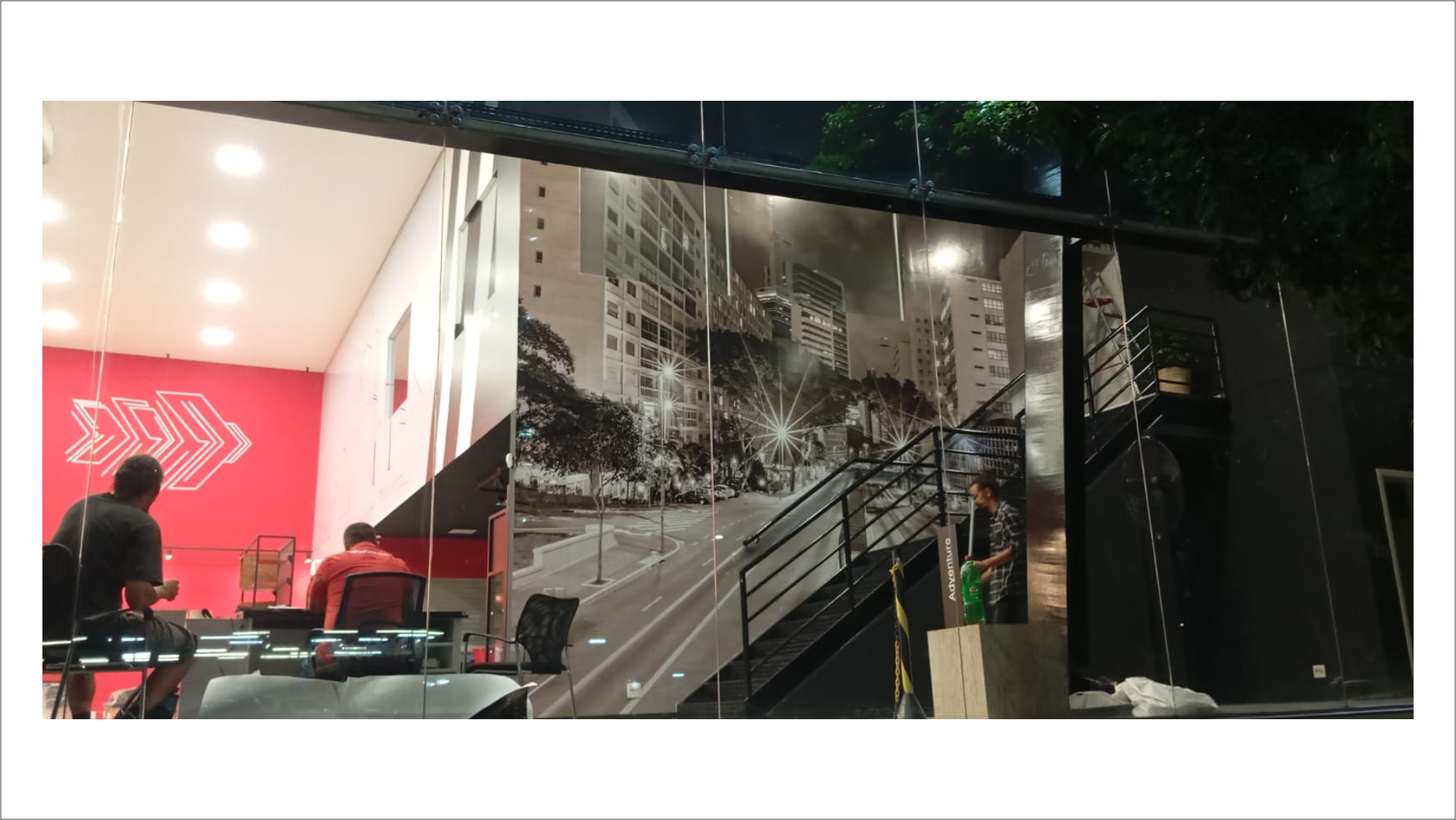 Adesivo grande formato